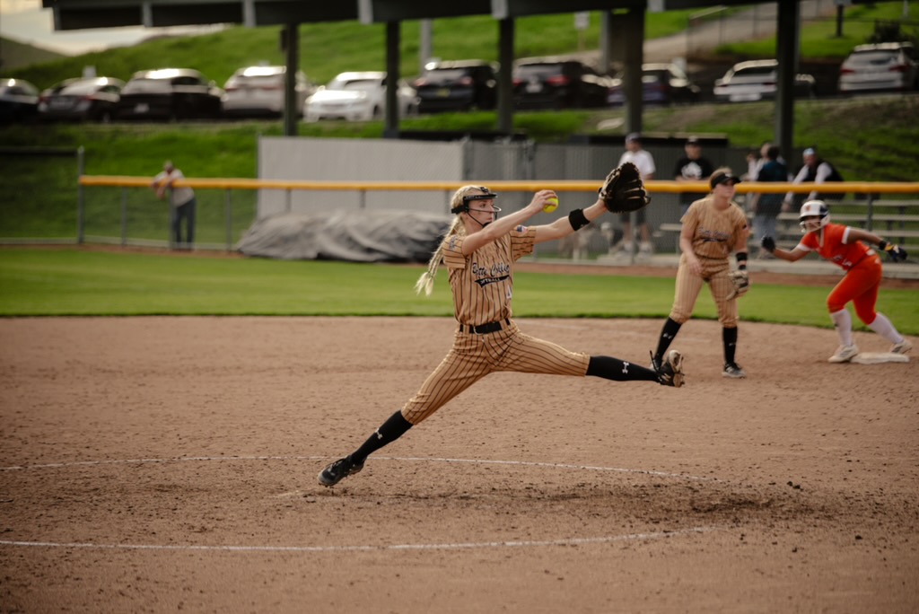 Softball Gets Season Opening Split with FRC