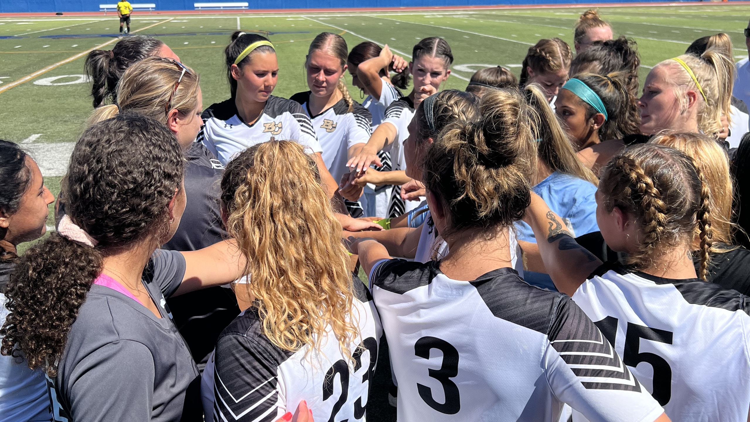 No. 21 Women's Soccer Draws No. 12 Taft for First Round of Playoffs